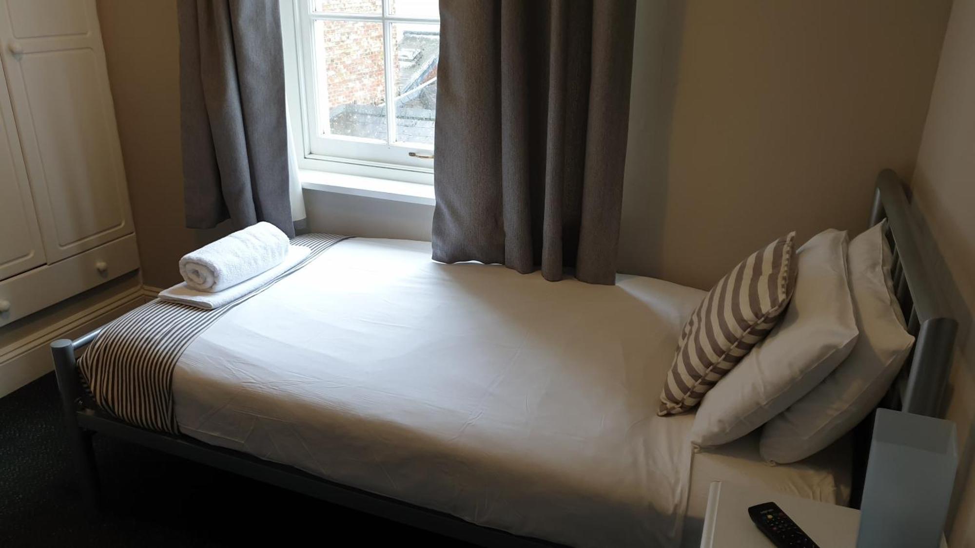 The Grapes Pub Hotell Southampton Eksteriør bilde